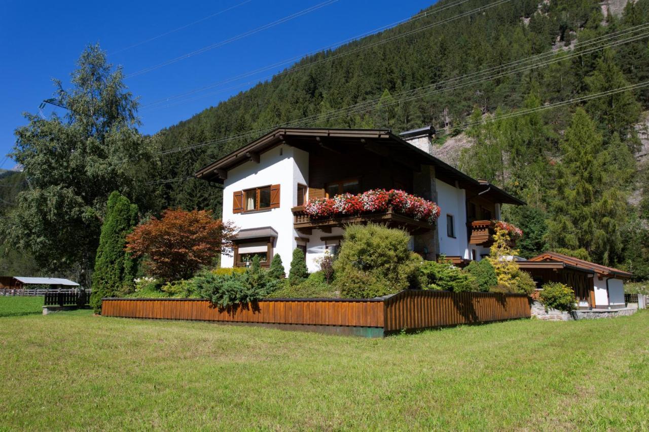Landhaus Zauser Sankt Anton am Arlberg Luaran gambar