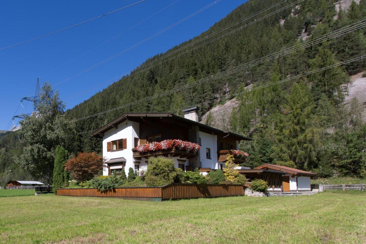 Landhaus Zauser Sankt Anton am Arlberg Luaran gambar